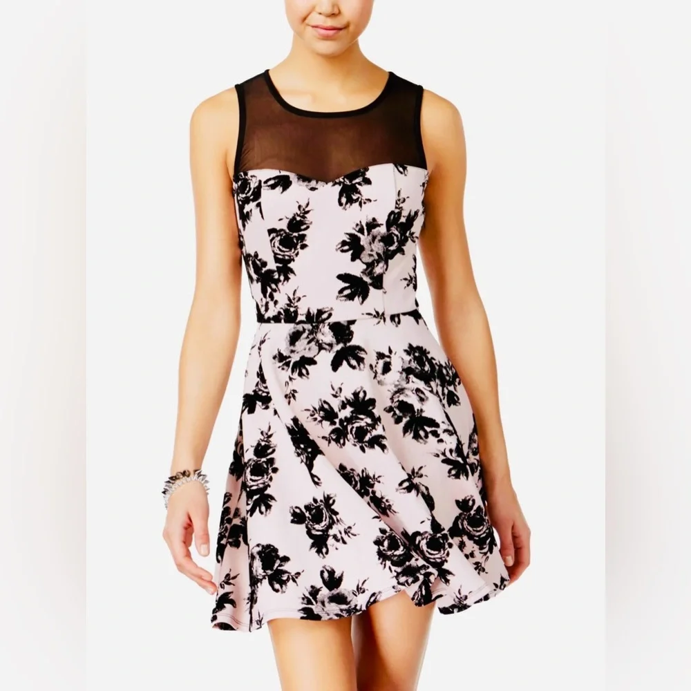 Trixxi Black Floral Mini Dress - Picture 1 of 12